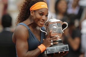 NEZAUSTAVLJIVA: Serena skinula krunu Šarapovoj!