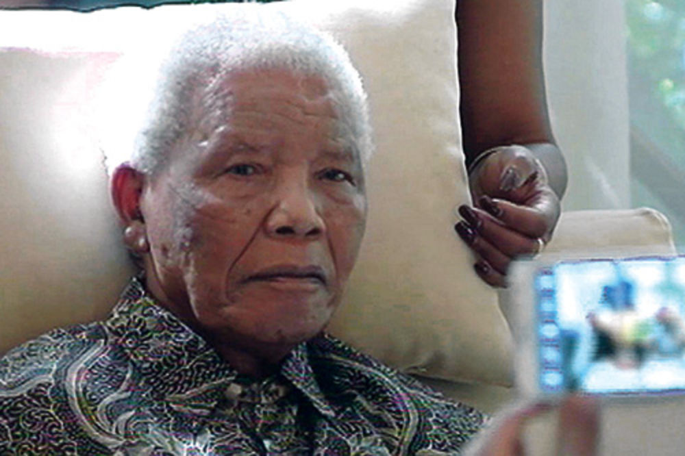 OPREČNE INFOMRACIJE: Nelson Mandela u komi?!
