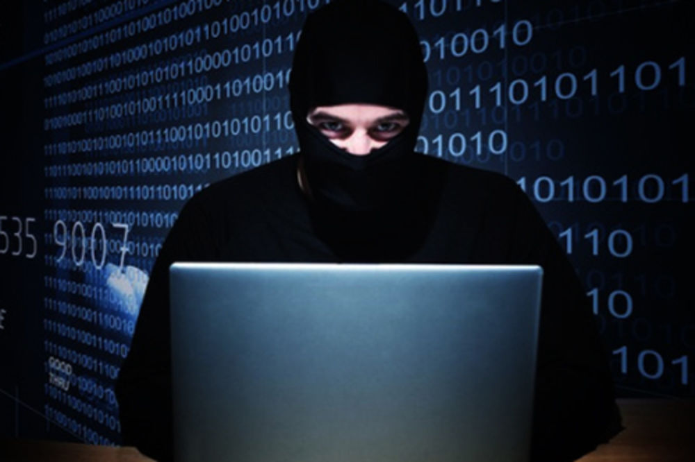DA NE OSVANETE GOLI NA INTERNETU: Evo kako da se zaštitite od hakera!