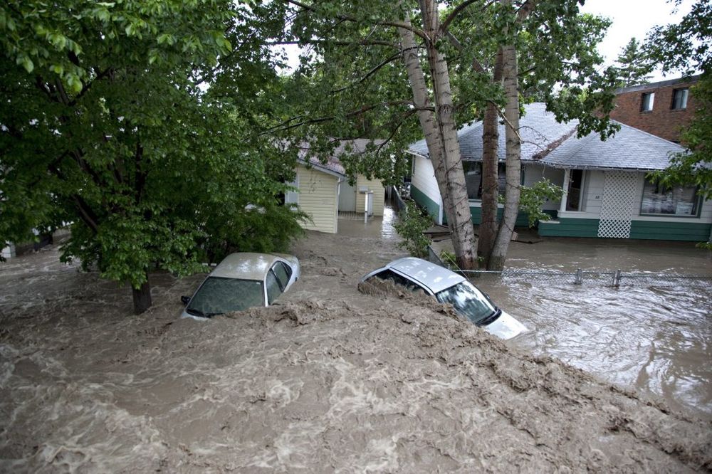 Poplave na Sardiniji odnele devet života