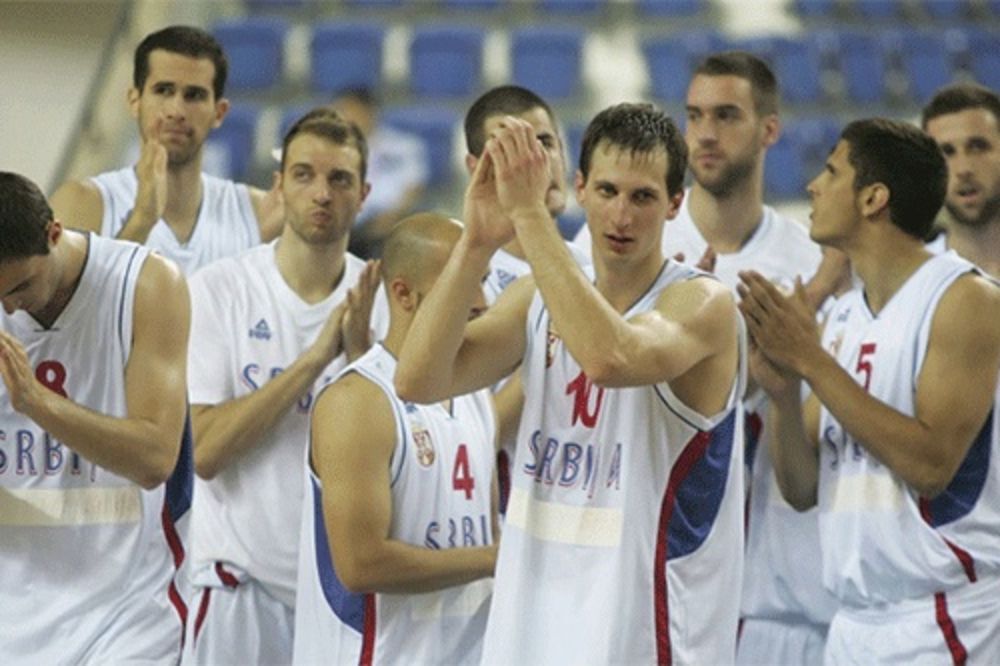Košarkaši Srbije pobedili Makedoniju za finale MI