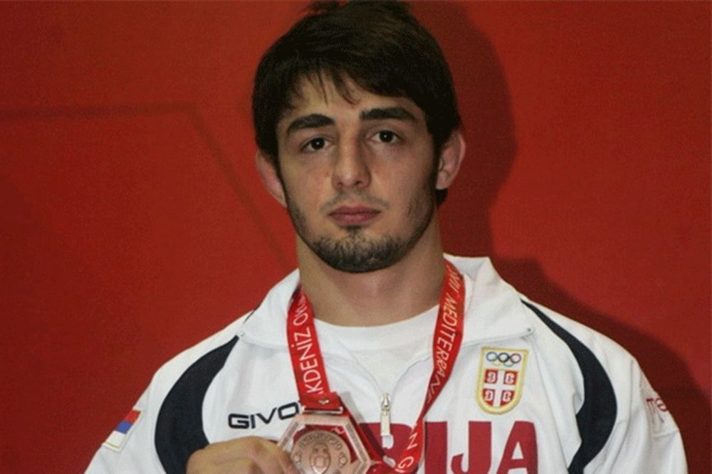 Rvač Efendijev osvojio bronzanu medalju na MI