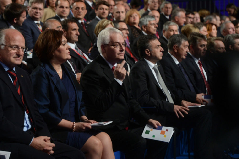 ŠOK ZA EU: Poruka Josipovića za ulazak u Evropu?!