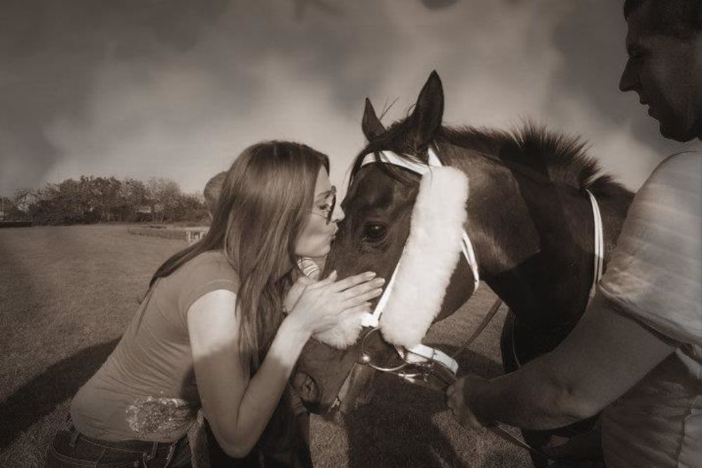 Mira Škorić: Obožavam konje!