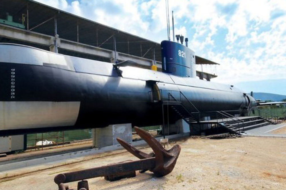 TIVAT: Podmornice JRM " Heroj" i " UNA" postale turistička atrakcija!