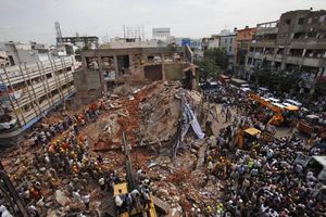 Indija: 12 mrtvih, 18 povređenih u rušenju hotela