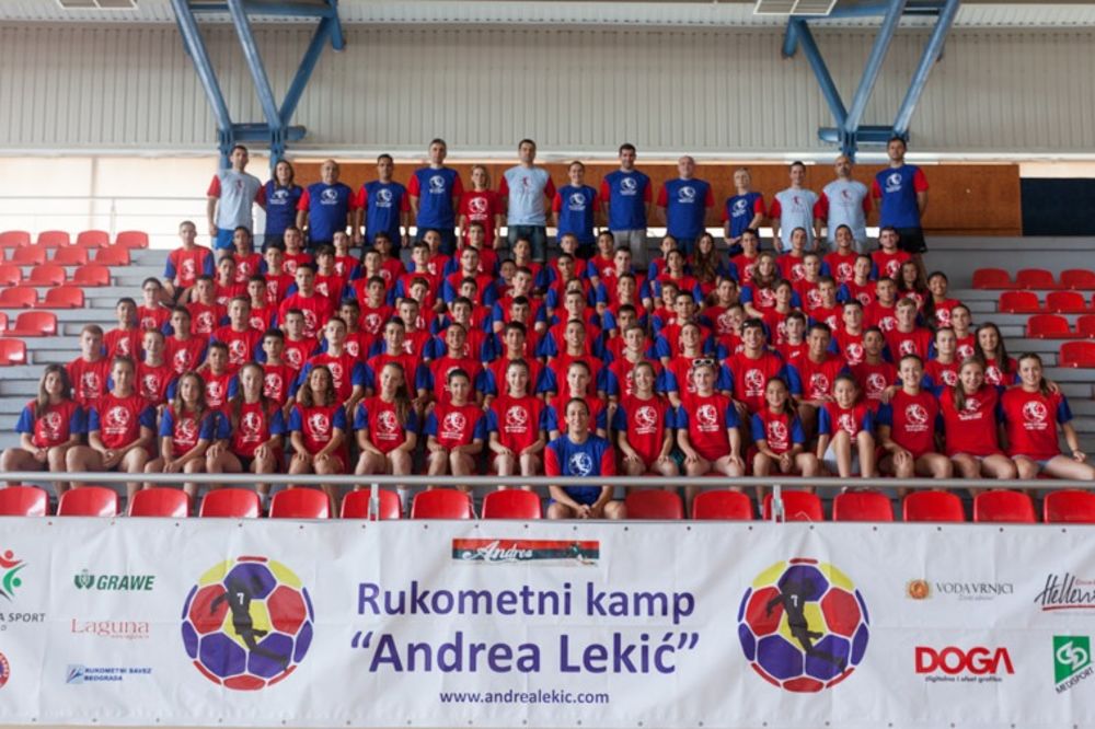 UČI NASLEDNIKE: Stotinak mališana na kampu Andree Lekić