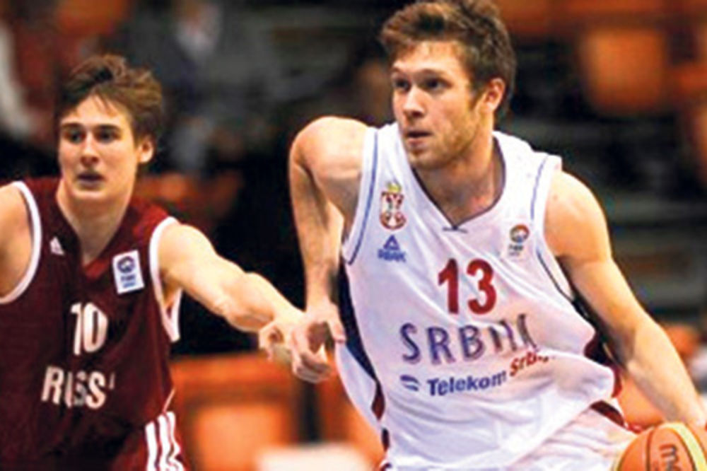 JUNIORI BLISTAJU: Srbija kao da je iz NBA lige