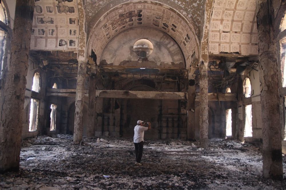 HRIŠĆANI NA UDARU: Gnevni islamisti pale i pljačkaju crkve