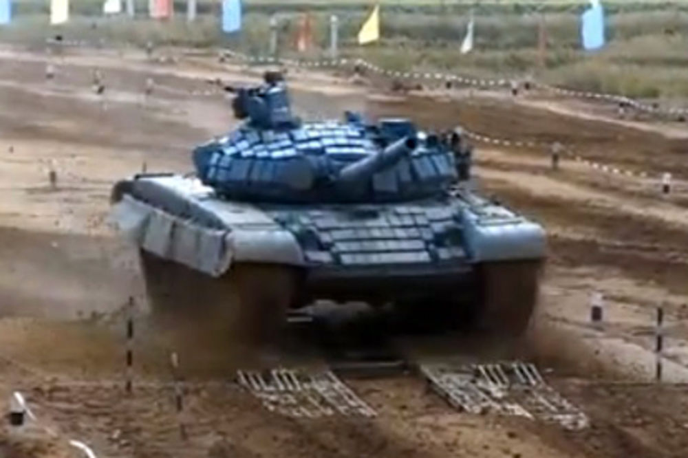 VIDEO: Rusija organizovala prvi tenkovski bijatlon!