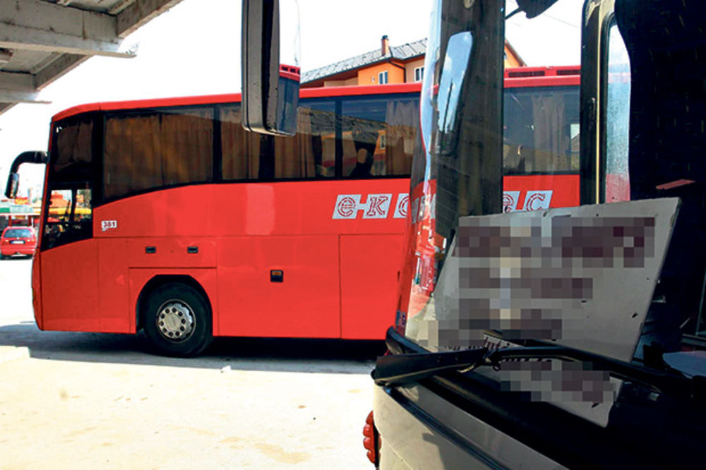 Kamenovan gradski autobus u Niškoj Banji