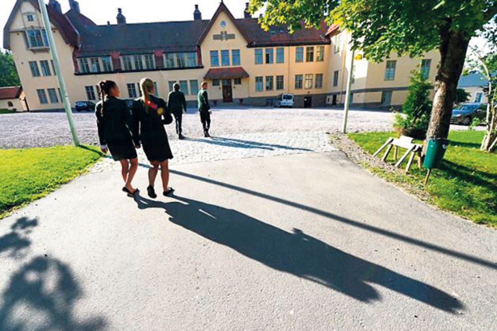 Švedska: Prisiljavali učenike na oralni seks