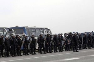ZBOG NAJAVE PROTESTA NAVIJAČA: Centar Beograda pun policije