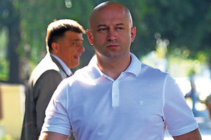 Suđenje Zvonku Veselinoviću: Hipu vraćena većina vozila