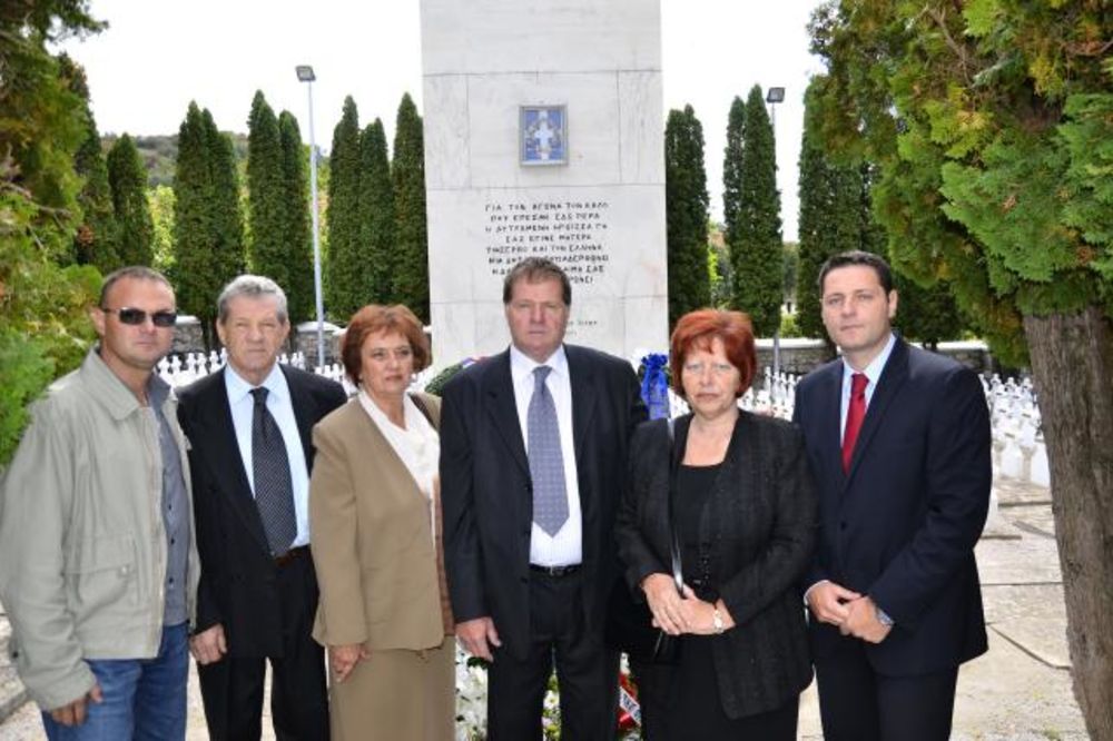 ČUVARI RATNOG PRIJATELJSTVA: Porodica iz Pirota čuva grčko vojničko groblje