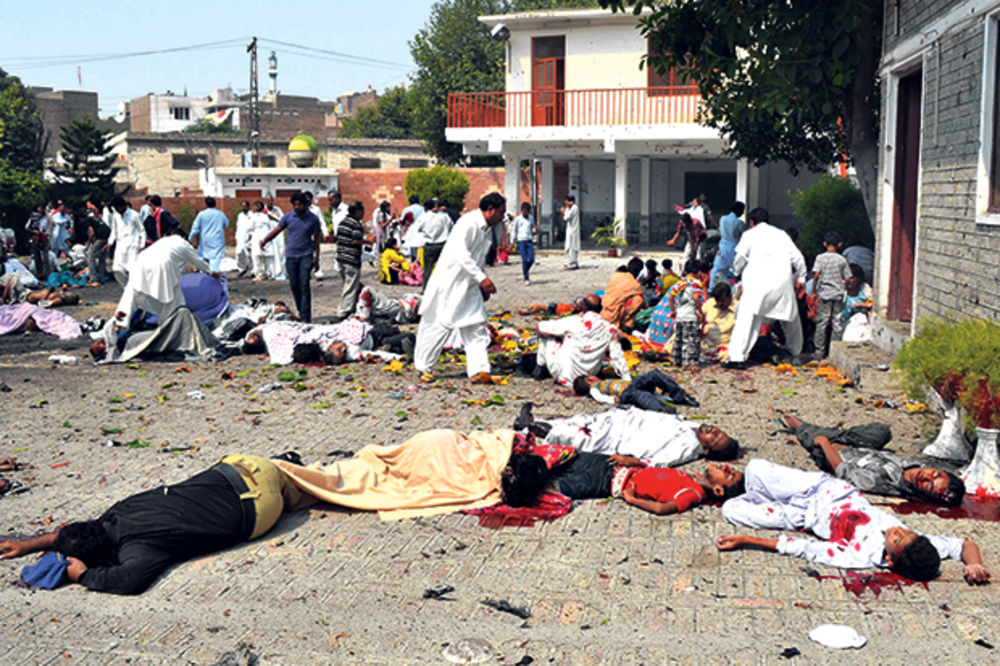 Pakistan: Bombaš-samoubica razneo 75 hrišćana posle molitve