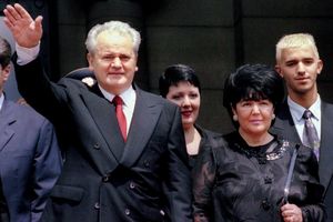 MISTERIJA ZA NAŠE POLITIČARE: Niko nije čuo za agenta CIA koji je rušio Miloševića!