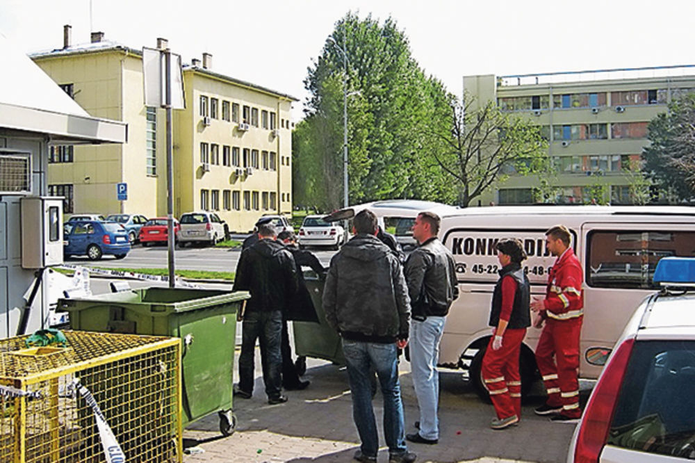 OBDUKCIJA POKAZALA: Beba nađena u kontejneru mrtvorođena