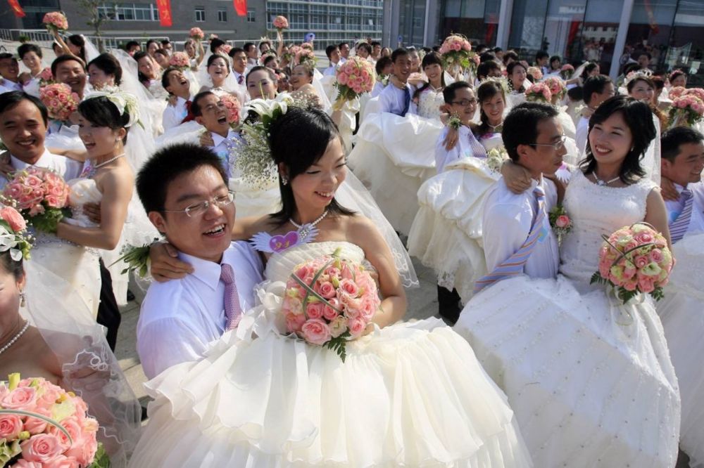 PRESELO MU VESELJE: Zbog raskošne svadbe sina Kineza oterali iz partije