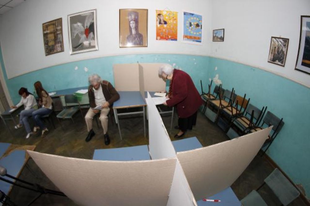 Lokalni izbori u Vrbasu: Do 19 sati glasalo 58,84 odsto birača
