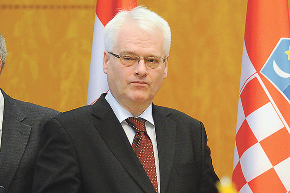 Josipović: O nestalima pa o tužbama