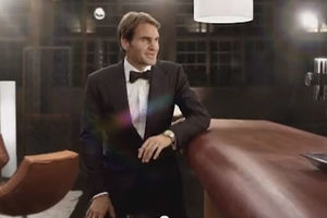 MANEKEN: Federer obučen kao Džejms Bond reklamira aparate za kapućino