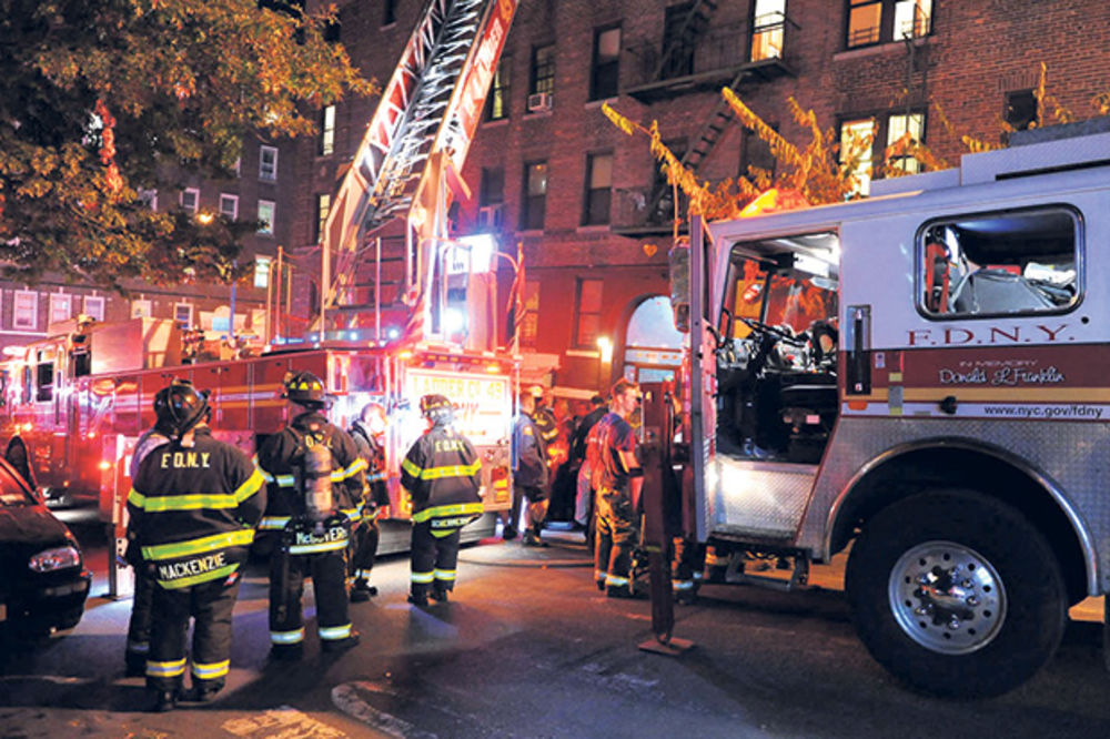 U požaru u Njujorku izgorela tri dečaka!