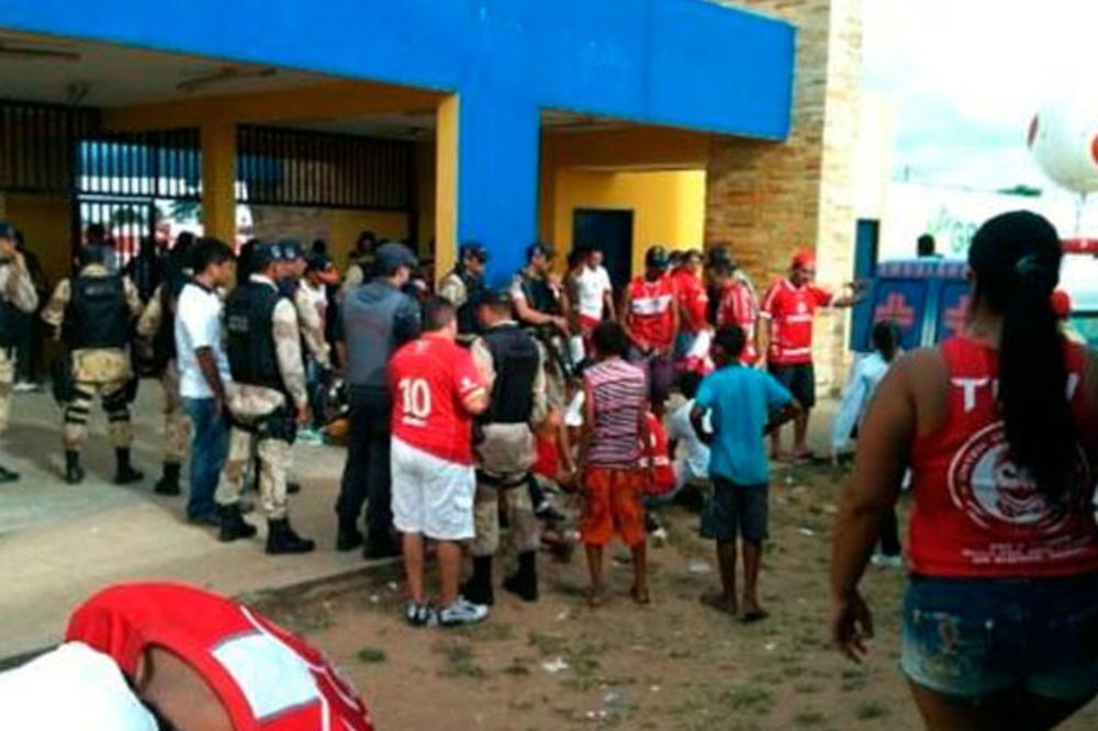 VATRENI OBRAČUN: Četvorica navijača ranjena u Brazilu!
