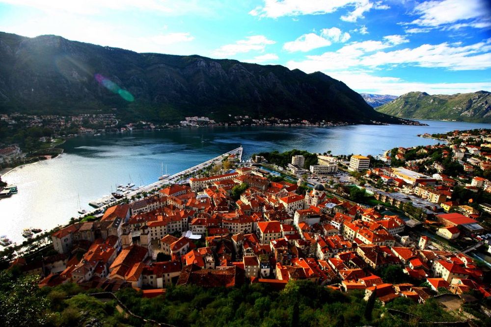 Kotor najskuplji grad u regionu, 925 evra potrošačka korpa
