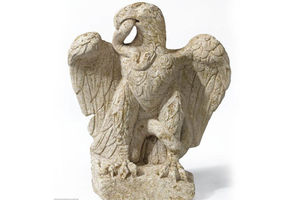OTKRIĆE U LONDONU: Spektakularna figura rimskog orla pronađena u jarku kod stanice