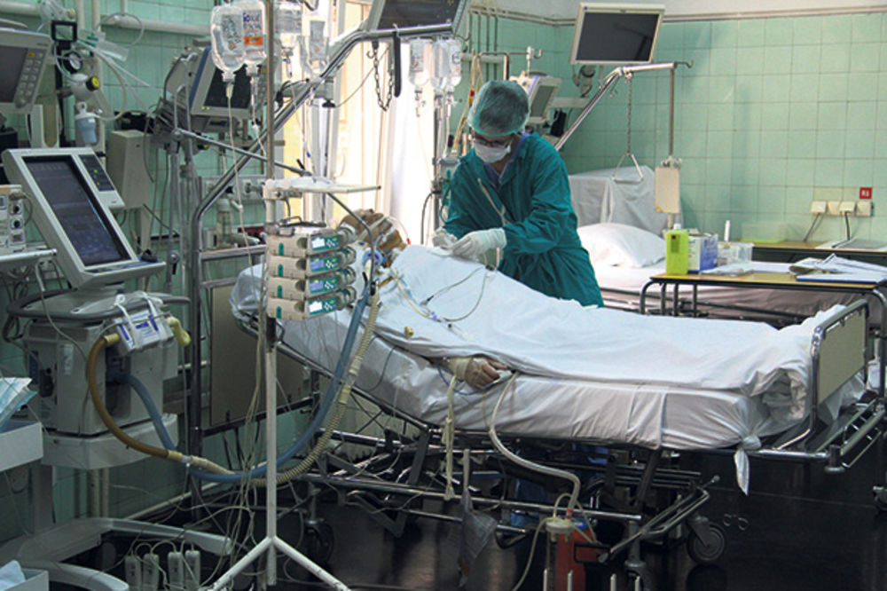 TRANSPLANTACIJA: Novo srce počelo da kuca posle četiri sata operacije