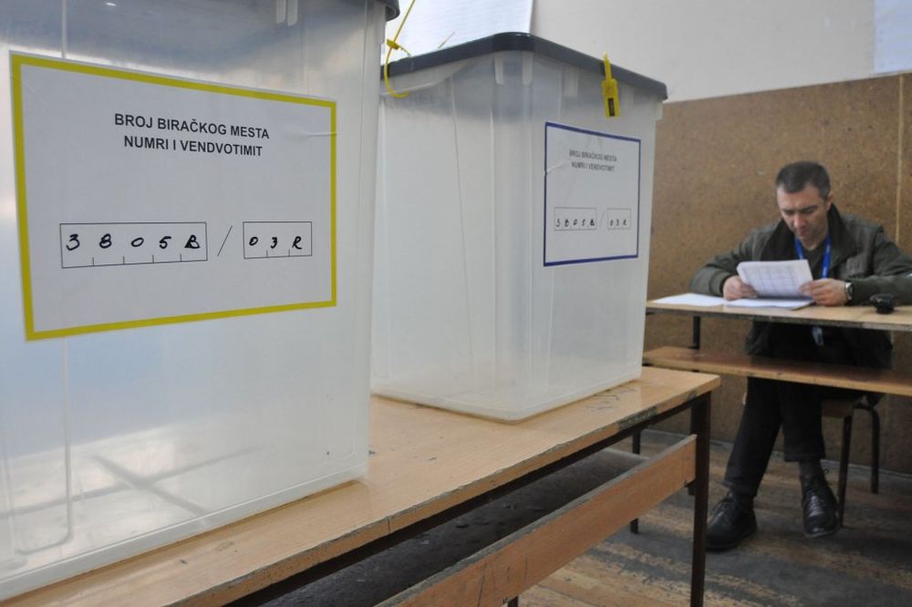 ZABROJALE SE: Tri žene privedene zbog lažiranja rezultata glasanja na Kosovu