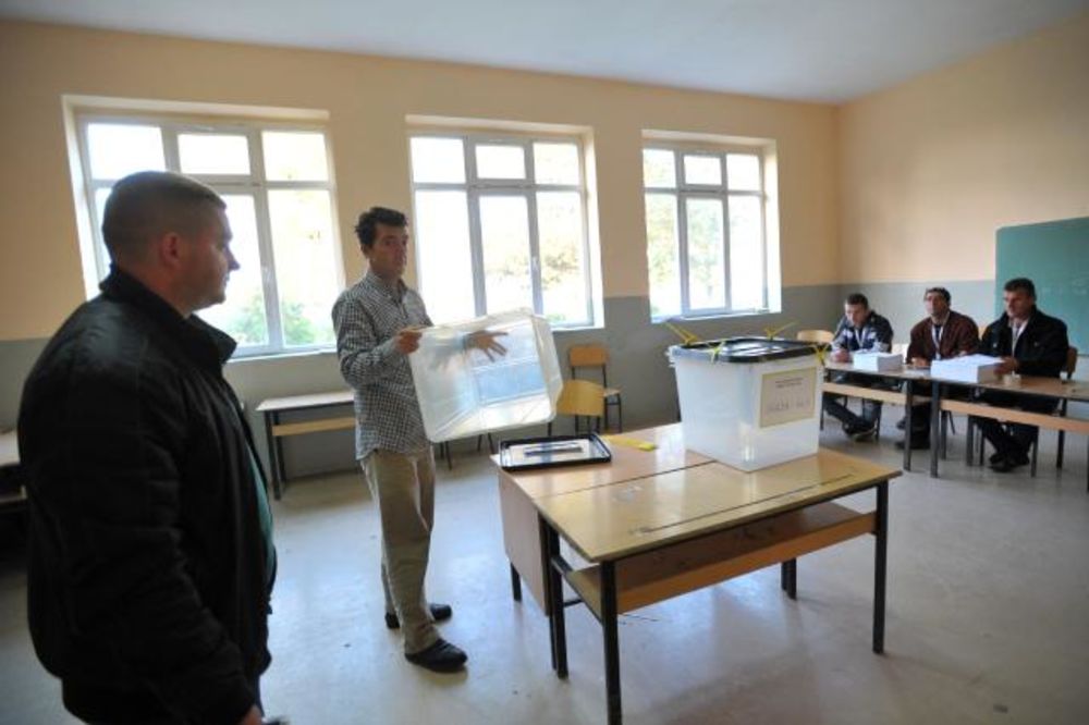 CIK poništio izbore na tri biračka centra u Kosovskoj Mitrovici
