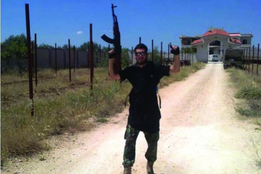 VEHABIJA TEŠKO RANJEN: Mirza Ganić se javio iz Sirije na FB da je živ!