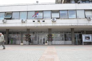 Gradonačelnik Pančeva prodaje škodu zbog ušteda