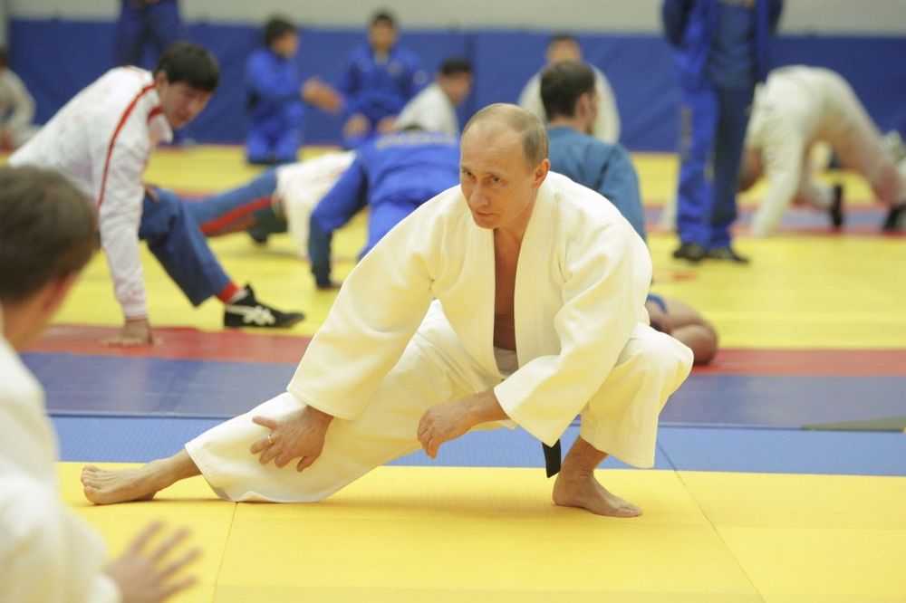 TEKVONDO FEDERACIJA: Putin je jači od Čaka Norisa!