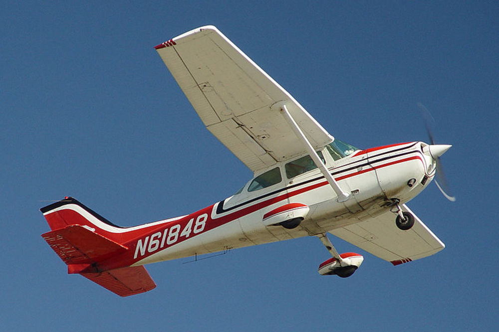 KALIFORNIJA: Sudar dva privatna aviona, jedna osoba nestala
