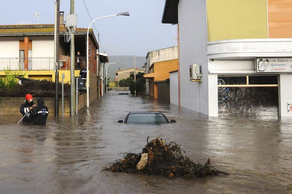 KLEOPATRA SEJE SMRT: Najmanje 14 ljudi poginulo na Sardiniji
