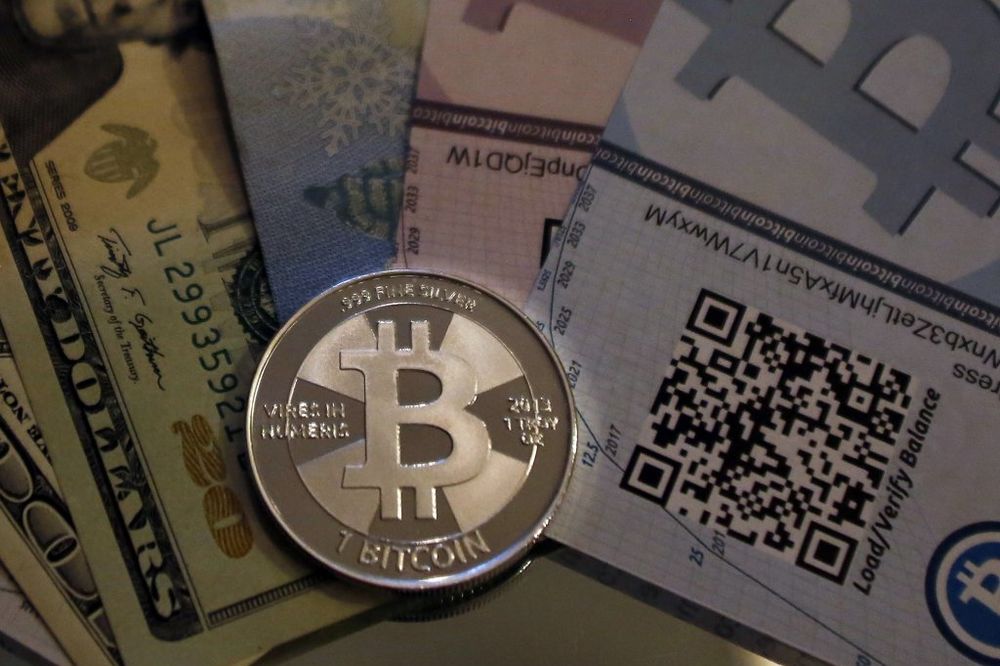 NOVI UDARAC BITKOINU: Da li će preživeti virtuelna valuta