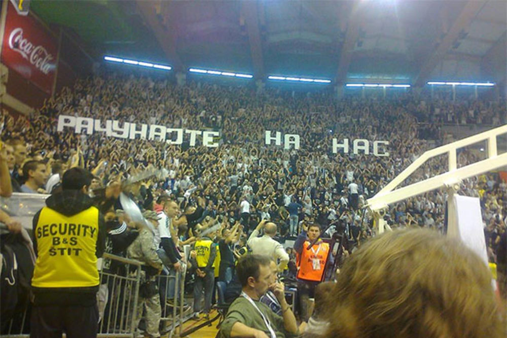 BLOG UŽIVO: Partizan zbog navijača kažnjen sa 34.000 evra