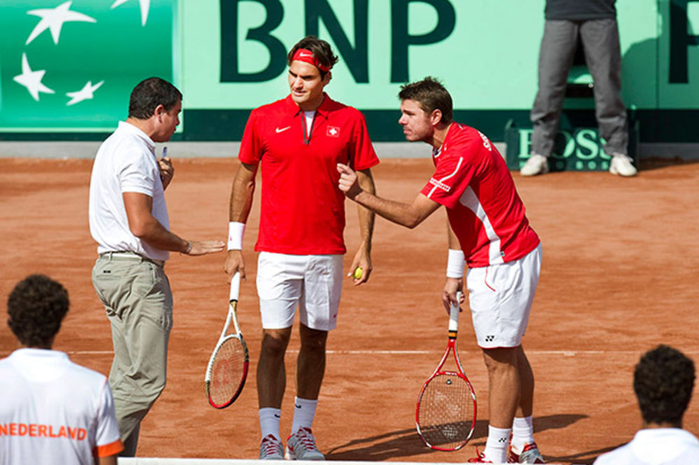 PIŠU PETICIJU: Švajcarci žele da Federer igra protiv Đokovića u Beogradu