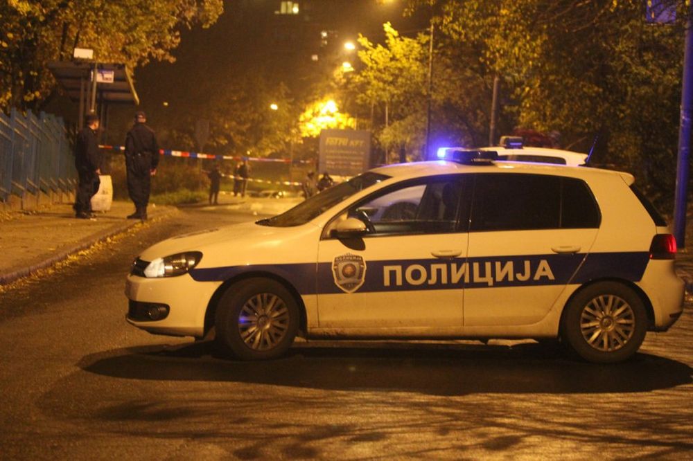 KRVAVI DAN: Izboden muškarac u centru Beograda, žena isečena kod Sajma!