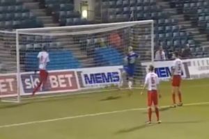 MNOGO JE BLIZU: Fudbaler Gilinhema sa metar promašio prazan gol