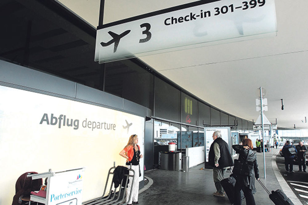 BEČKI AERODROM: Na Švehatu manje putnika sa istoka