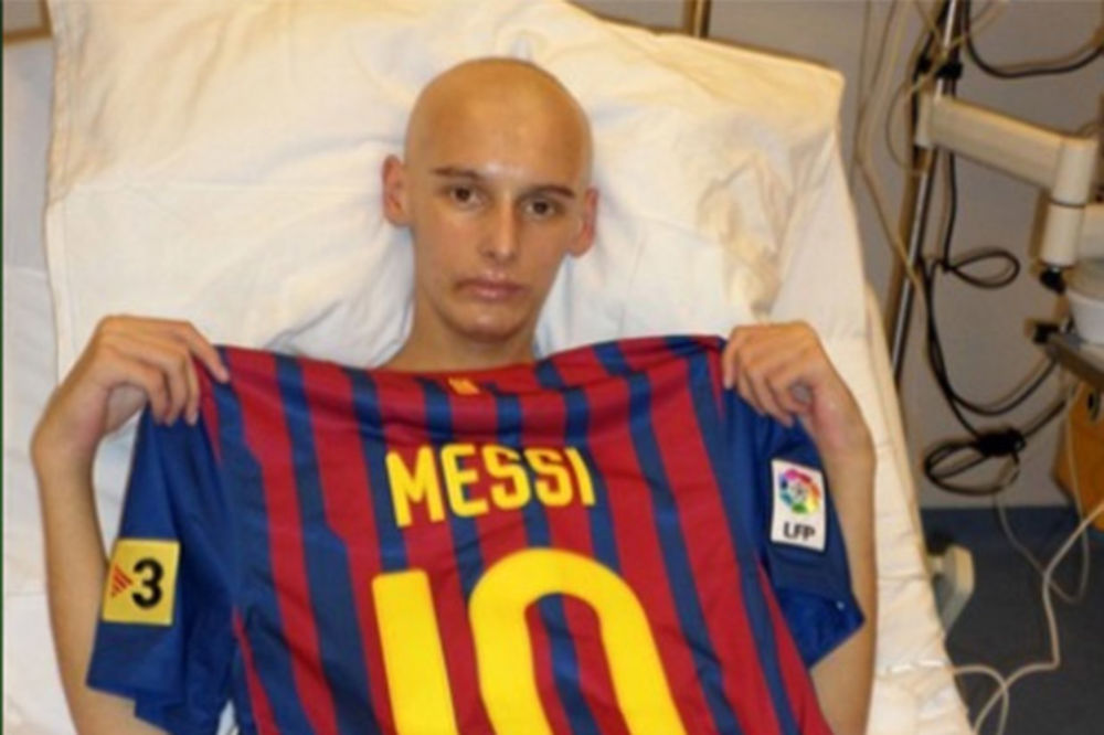 POTRESNO: Mesi poklonio dres hrvatskom dečaku (16) obolelom od leukemije