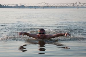 46. PO REDU TRKA: Veliko interesovanje za plivački maraton Jarak - Šabac
