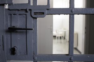 SMRT U ZATVORU: Zatvorenik pronađen mrtav sa kesom na glavi!