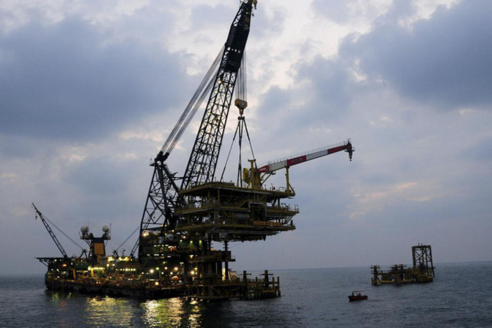 POTOPLJENA: Saudijska naftna platforma potonula u Persijskom zalivu