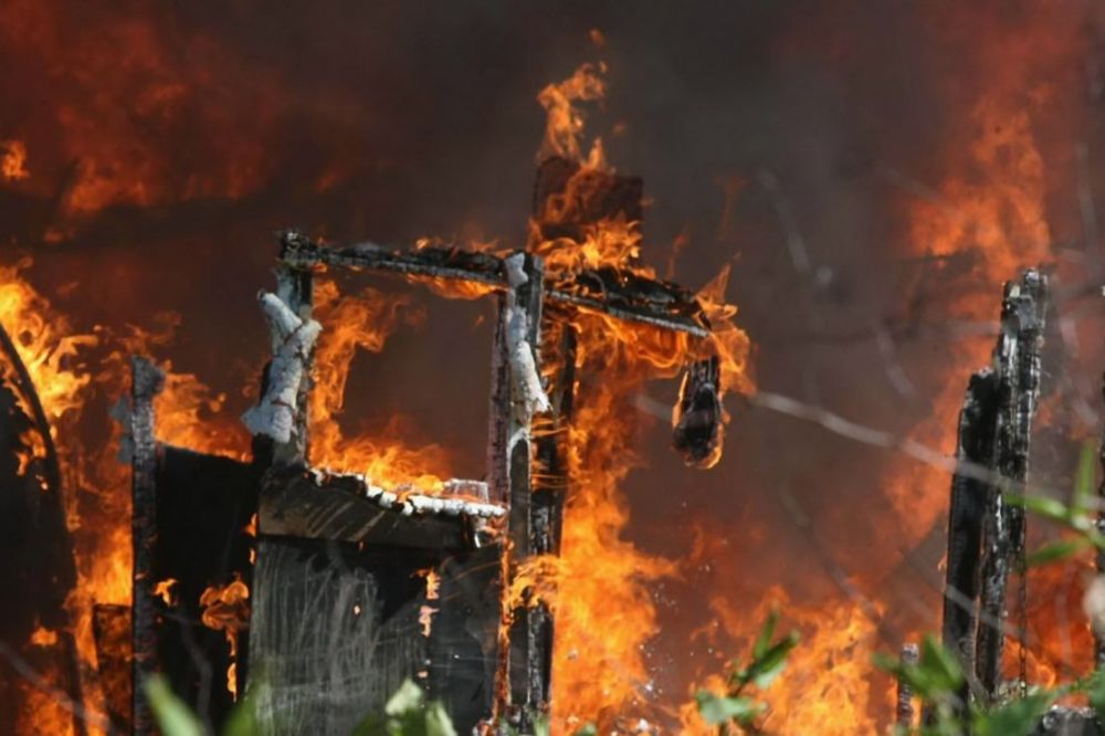 SKRNAVLJENJE: Latinsku crkvu na Hisaru zapalio muškarac sa decom