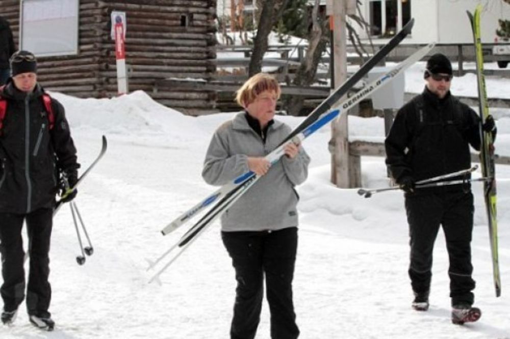 NOSTALGIČNA: Merkelova stradala jer 20 godina nije kupila nove skije